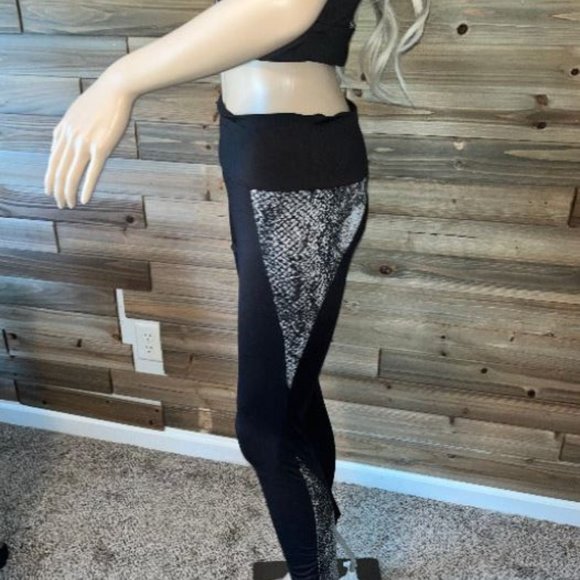 In Luv Snakeskin Set - Picture 3 of 5